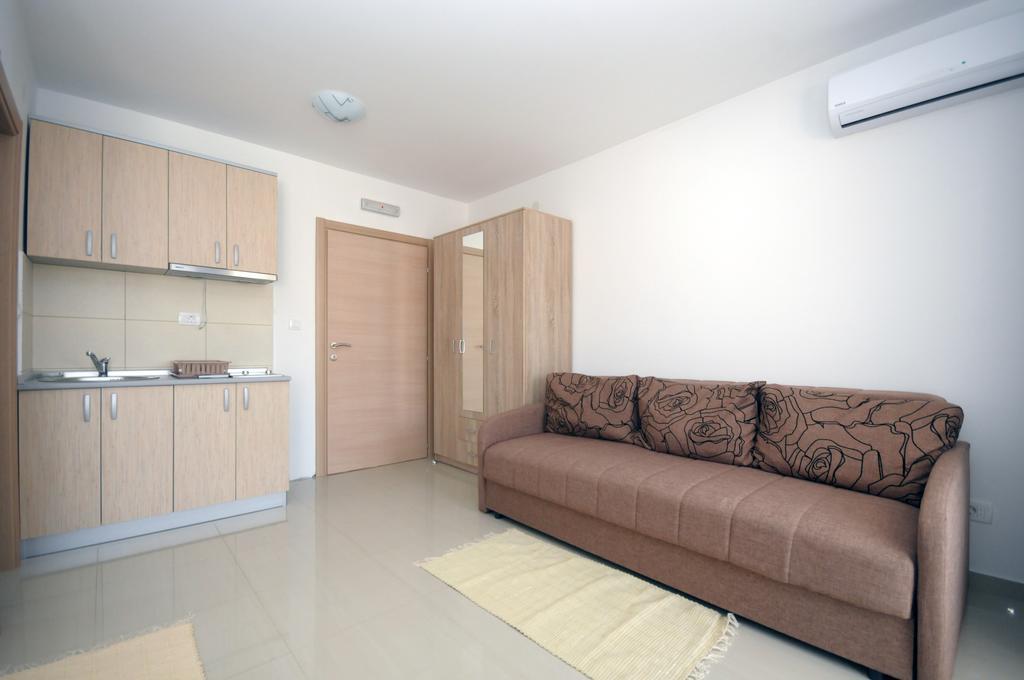 Apartments Vila Anastasia Будва Стая снимка